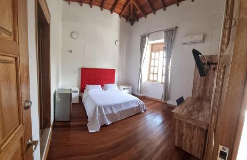 Granada House | Hotel Cattaleya City