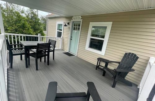 Lower Township House | Hotel - Coastal Suites Cape May [5, Single King]