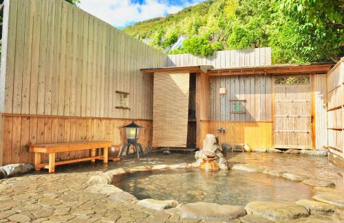 Usami Hotel | Hotel Cocorone Lodge and Spa