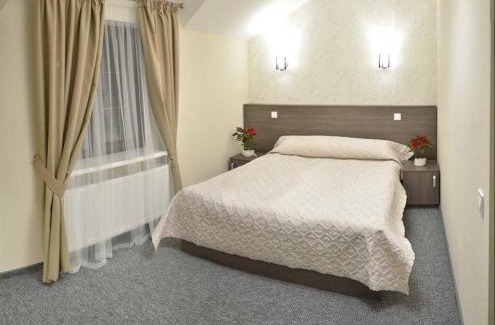 Slavske Hotel | Hotel Complex Dvir Kniazhoiy Korony