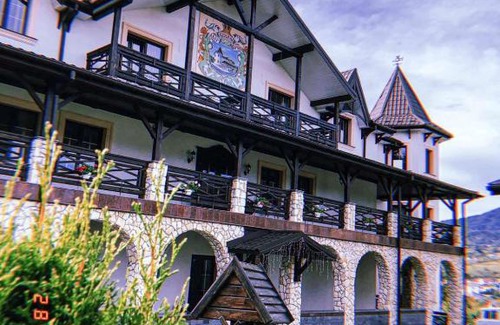 Slavske Hotel | Hotel Complex Dvir Kniazhoiy Korony