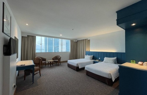 Downtown George Town Hotel | Hotel Continental
