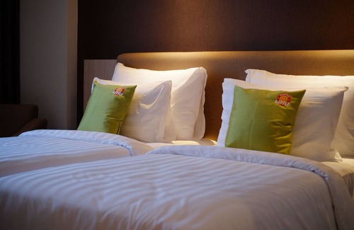 Surabaya Hotel | Hotel Dafam Pacific Caesar Surabaya