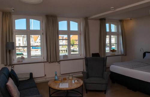 Glueckstadt Hotel | Hotel Das Brückenhaus