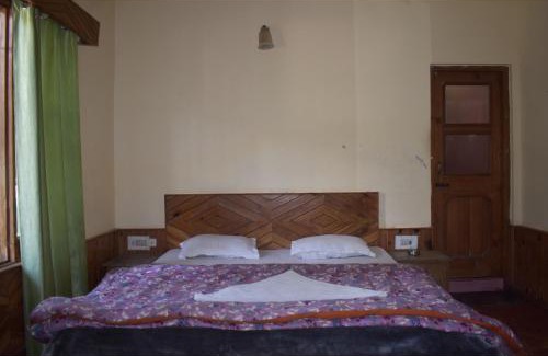 Kasol House | Hotel Deep Forest, Kullu