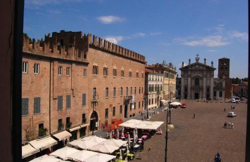 Old Town Hotel | Hotel dei Gonzaga, MantegnaHotels