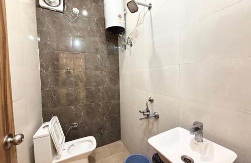 Vrindavan Hotel | Hotel Devi heritage