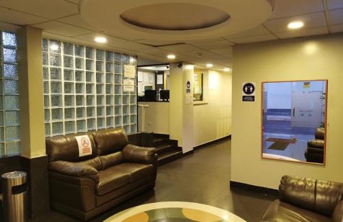 Miraflores Hotel | Hotel Dia y Noche