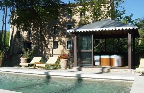 Fontaine-de-Vaucluse Hotel | Hotel du Poète
