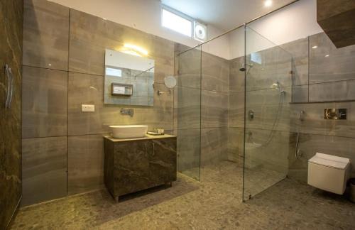 South West Hotel | Hotel East End Delhi Aiport