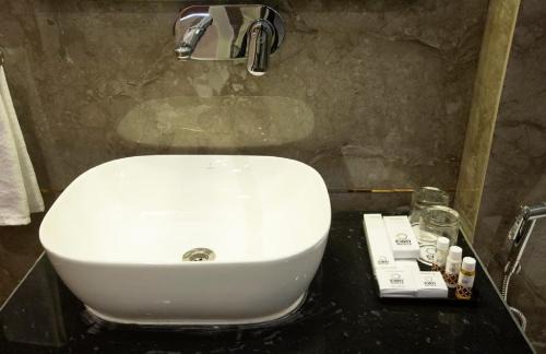 South West Hotel | Hotel East End Delhi Aiport