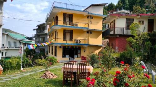 Bhagsu Nag House | Hotel Eco-Nest - Best Stay near Bhagsu Waterfall