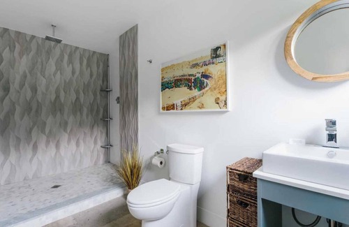 Warm Sands Hotel | Hotel El Cid by Avantstay 16 OCC Full Hotel Buyout in Palm Springs w/Pool!