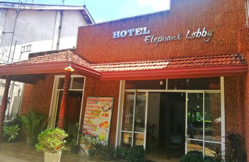 Pinnawala Hotel | Hotel Elephant Lobby