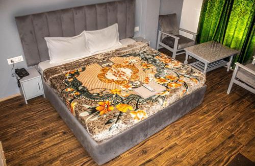 Aleo Hotel | Hotel Fast Way Manali #Near zingbus #Near Pizzahut #By Linkway