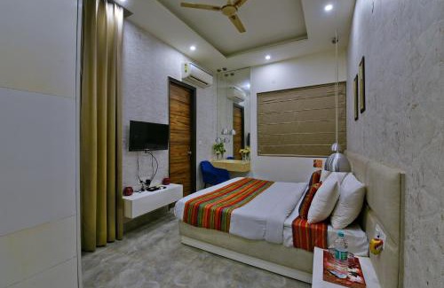 Sector 27 Hotel | Hotel Fortune Inn By F9 Hotels