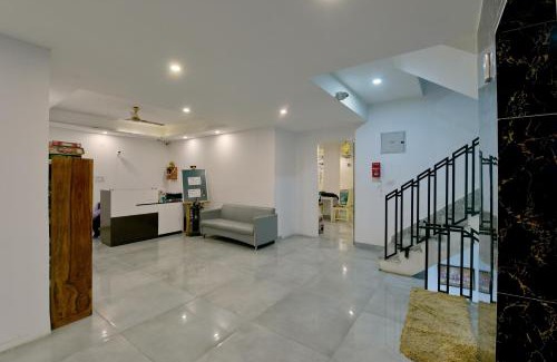 Sector 27 Hotel | Hotel Fortune Inn By F9 Hotels