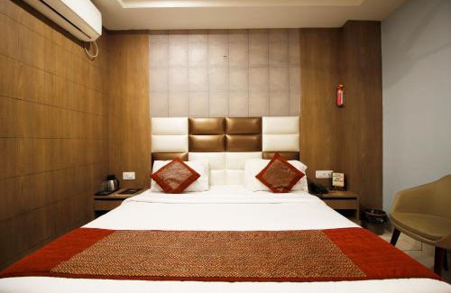 Sualkuchi Hotel | Hotel Galaxy Inn ! 5 Min From Nemcare Hospital !