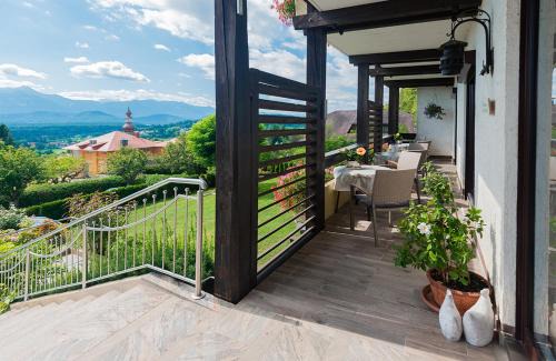 Velden am Worther See House | Hotel Garni Frühstückspension Neff