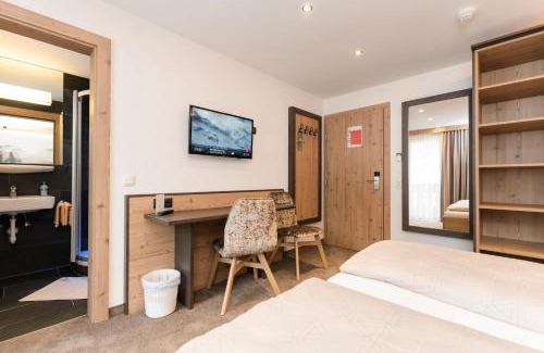 Ischgl Bed & Breakfast | Hotel Garni Pfeifer
