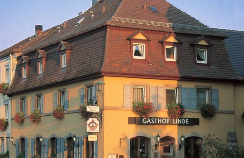 Rothenburg ob der Tauber House | Hotel Gasthof Zur Linde
