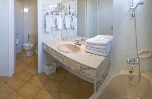 Sant Feliu de Guixols Hotel | Hotel GHT S'Agaró Mar