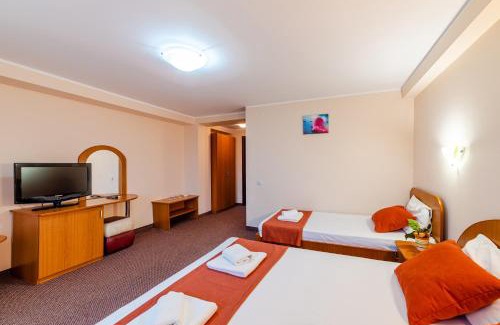 Eforie Nord Hotel | HOTEL GIULIA - locatie centrala