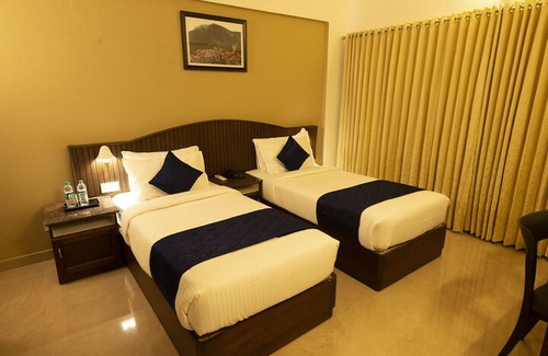 Kuppaayil Hotel | Hotel Guruvayur Darshan