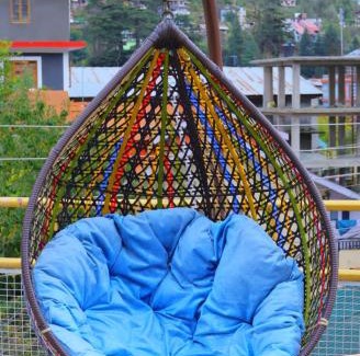 New Manali Hotel | Hotel Hilltop At Mall Road Manali With Open Terrace
