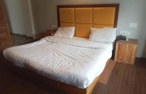 Dharchula Hotel | Hotel Himalayan View