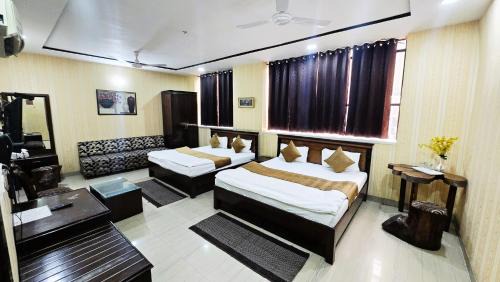 Amritsar Hotel | Hotel HK Continental