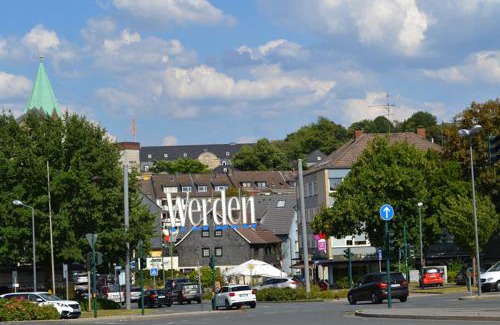 Stadtbezirke IX Bed & Breakfast | Hotel Hohenstein -Radweg-Messe-Baldeneysee