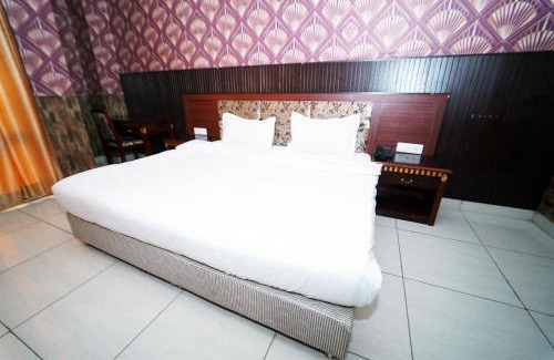 Sri Hargobindpur Hotel | Hotel Inder Paradise