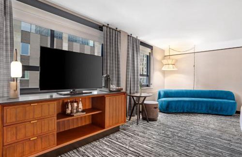 Downtown West Hotel | Hotel Indigo - Minneapolis Downtown by IHG