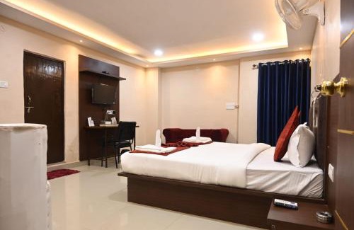 Sigra Hotel | Hotel Jhanki Residency Near Kashi Temple