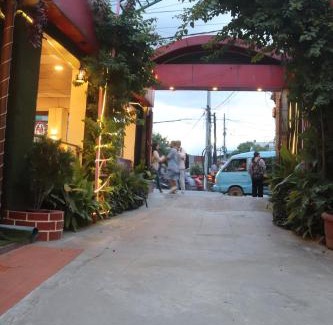 Gaushala Hotel | Hotel Kailash Mansarobar Banquet and Restaurant