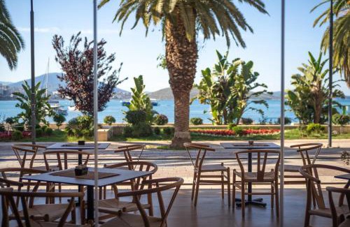 Qender Hotel | Hotel Kaonia