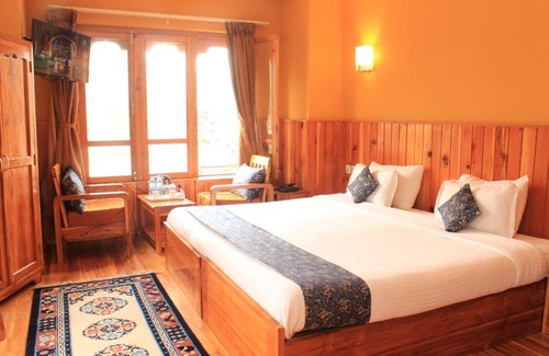 Paro Hotel | Hotel Khamsum