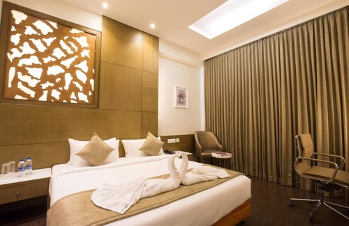 Seth Narang Das Layout Hotel | Hotel Kiscol Grands