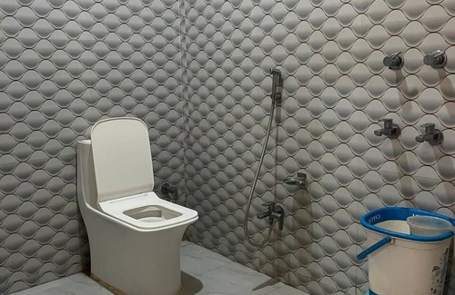 Deoghar Hotel | Hotel Krishna Paradise