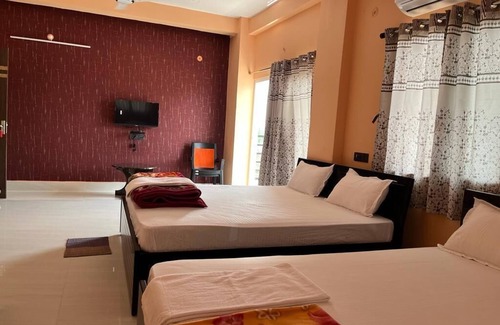 Deoghar Hotel | Hotel Krishna Paradise