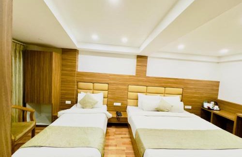 Darjeeling Hotel | Hotel LA VISTA Near Railway Station Darjeeling