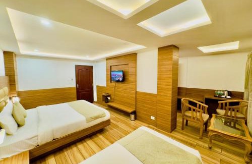 Darjeeling Hotel | Hotel LA VISTA Near Railway Station Darjeeling