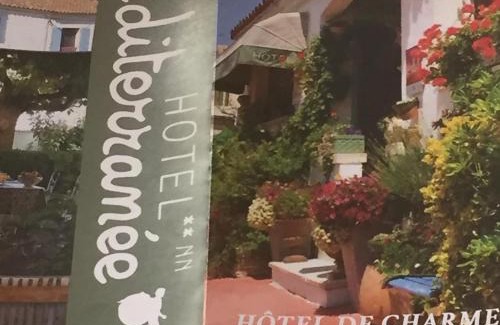 Saintes-Maries-de-la-Mer Hotel | Hotel Le Méditérranée