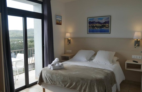 Porto-Vecchio Hotel | Hotel Le Porto Vecchio