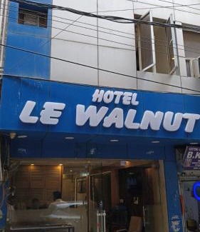 Paharganj House | Hotel Le Walnut near New Delhi Railway Station