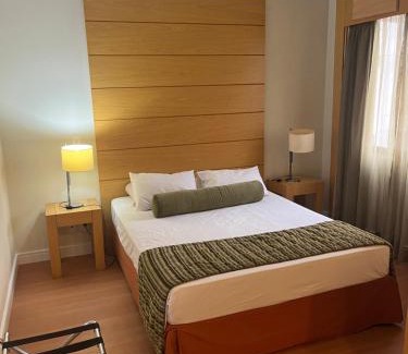 Vila Congonhas Apartment | Hotel lindo Aeroporto Congonhas com garagem e piscinas 1703