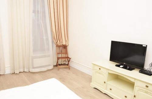 Odessa City Center Apartment | Hotel Menshikov