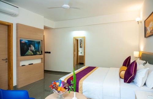 Anjuna Hotel | Hotel Meraden Opus , Anjuna Beach Goa
