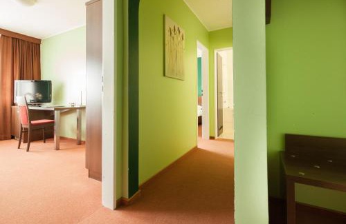 Langenfeld Hotel | Hotel Mondial
